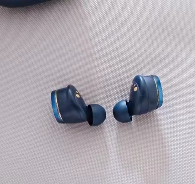 宝华韦健耳机