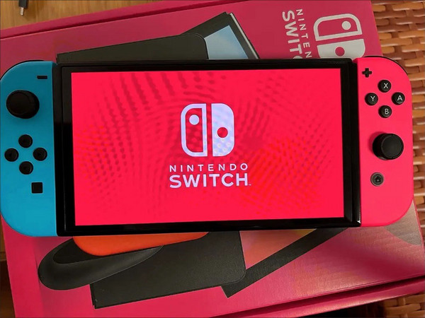 switch oled你背刺了吗！？1400元只是前菜？？没有最低只有更低