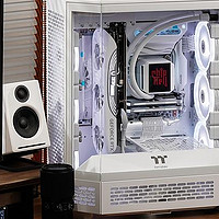 Tt Tower 600+七彩虹 iGame Z890 Flow+索泰 RTX 4080SUPER 装机分享！