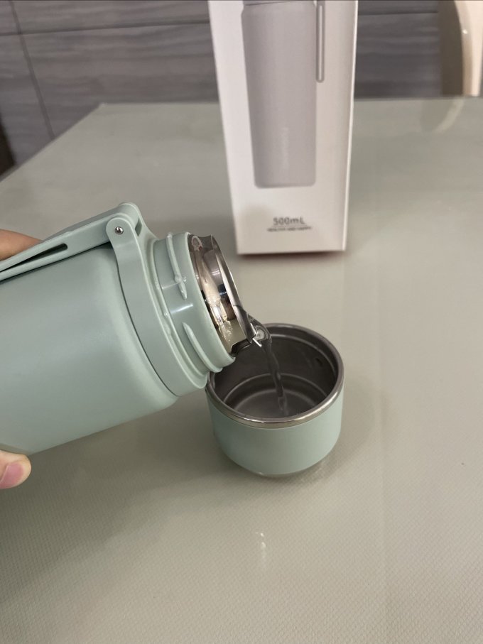 保温杯