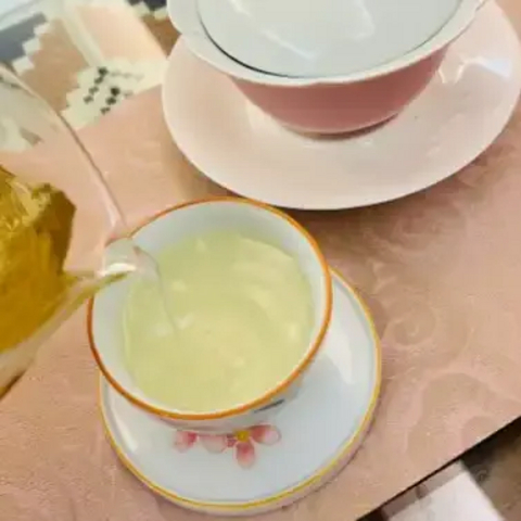 茉莉花茶怎么选，茉莉花茶什么品牌比较好：猴王/茉潮/胖东来/三大茉莉花茶品牌测评！