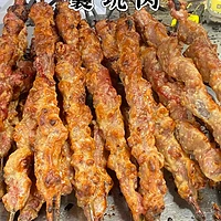 乌鲁木齐美食探秘：从烤全羊到大盘鸡，尽享西域风情！