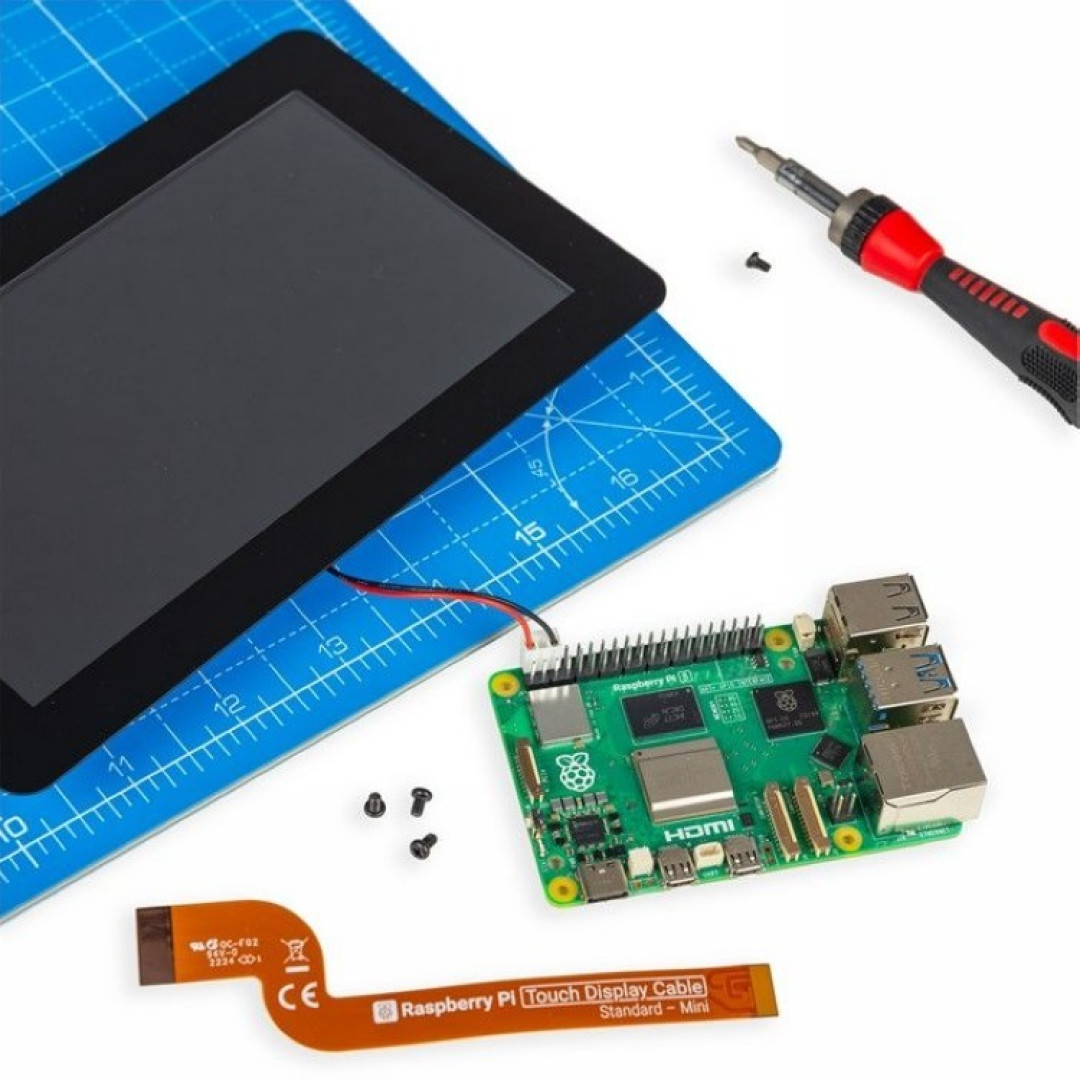 树莓派发布 Raspberry Pi Touch Display 2代触控屏、升级分辨率