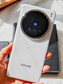 痛经忍无可忍，花钱解千愁！入手vivo X200pro，让钱包痛去吧！