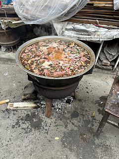 劈柴炖牛肉，就是不一样的味道。