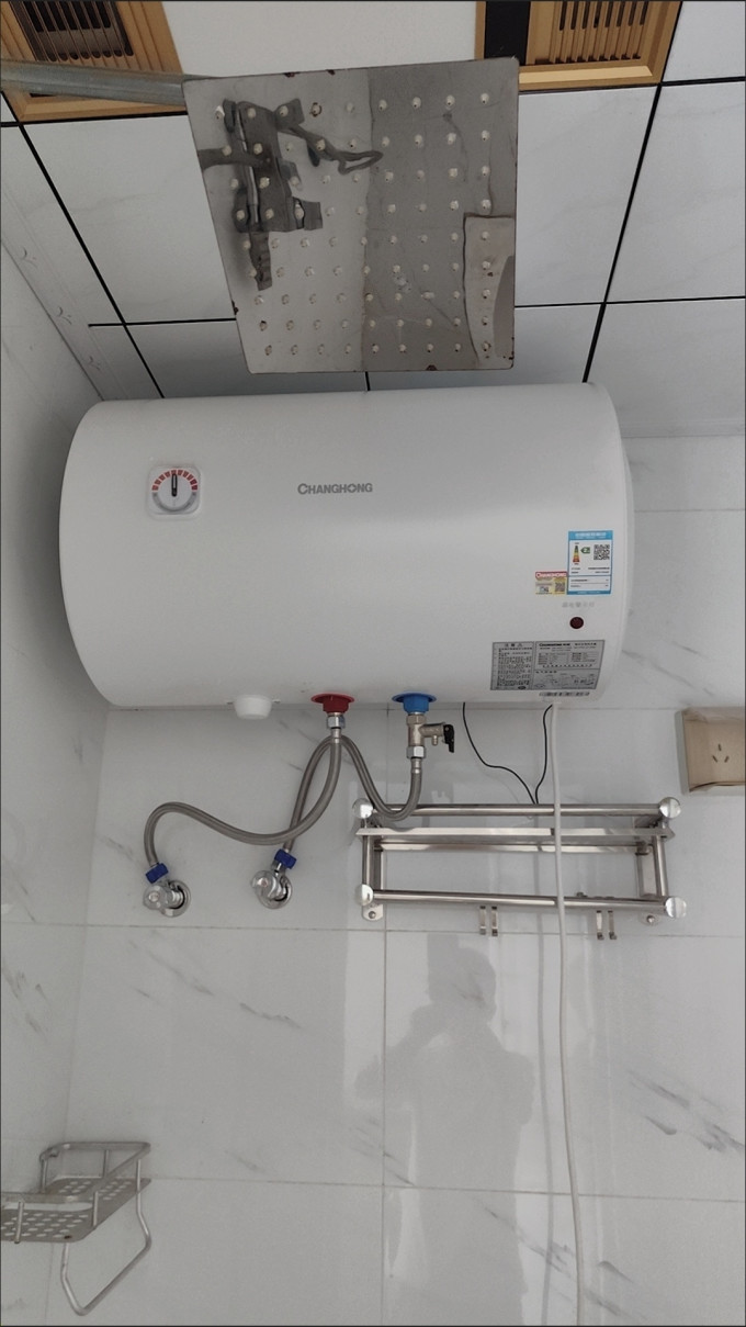 长虹电热水器
