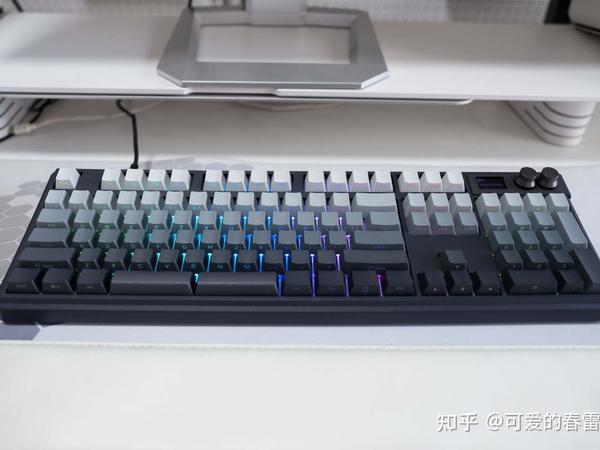 能否帮我选购一个机械键盘?