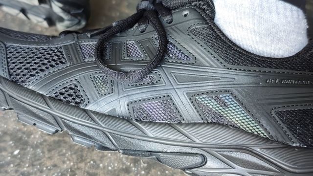 亚瑟士ASICS  GEL-CONTEND 4 全黑 舒适透气跑步鞋日常穿着体验