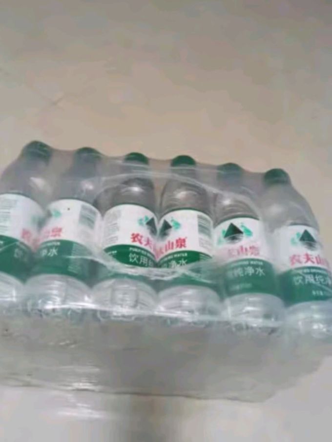 农夫山泉饮用水