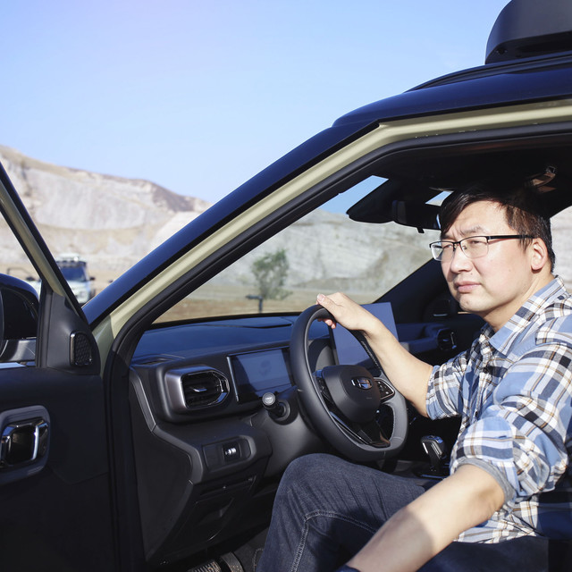 吉利“牛仔”来了，售价十万内，更适合年轻人的城市轻越野汽车