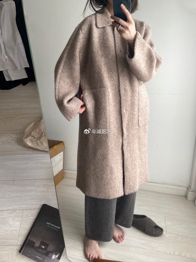 很多地方都深度入秋了，简单说下今晚的新品，我文案里其实写的已经很详细了。像newage，对倒的，bci认证的埃及棉系列这些都是长期做的口碑产品，可以无脑买。我会重点说一下新开发的面料像bobou的这些