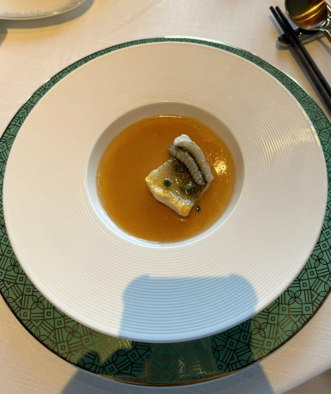 魔都午市美食攻略:高端餐厅性价比大比拼,300元享米其林星级午餐!