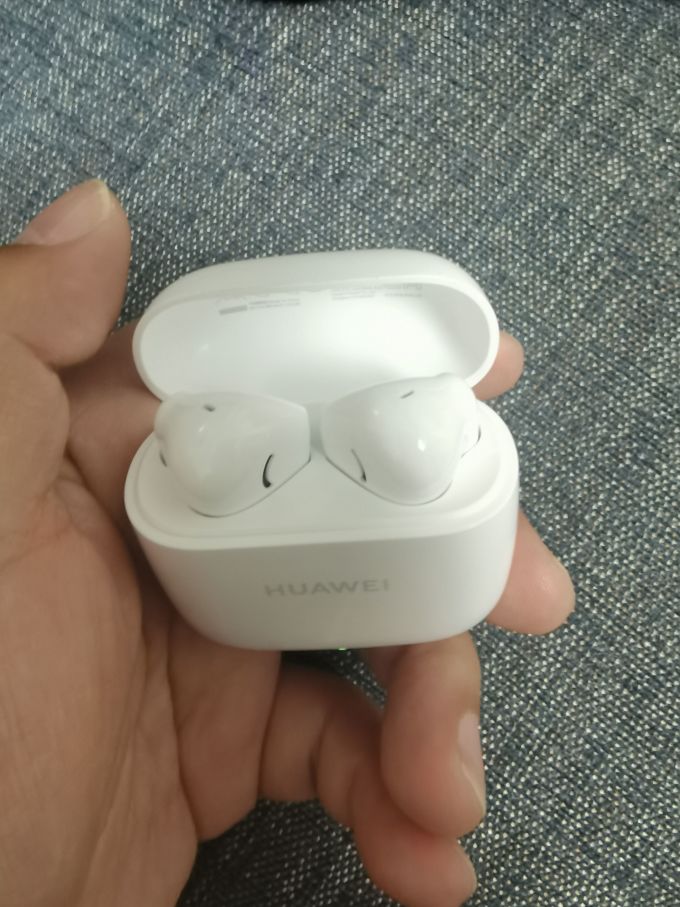 开箱华为huaweifreebudsse2蓝牙耳机