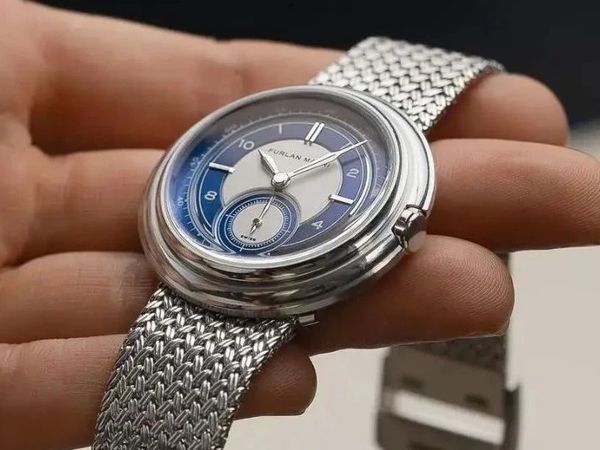 Furlan Marri 飞碟表，唤醒被人遗忘的几件事。