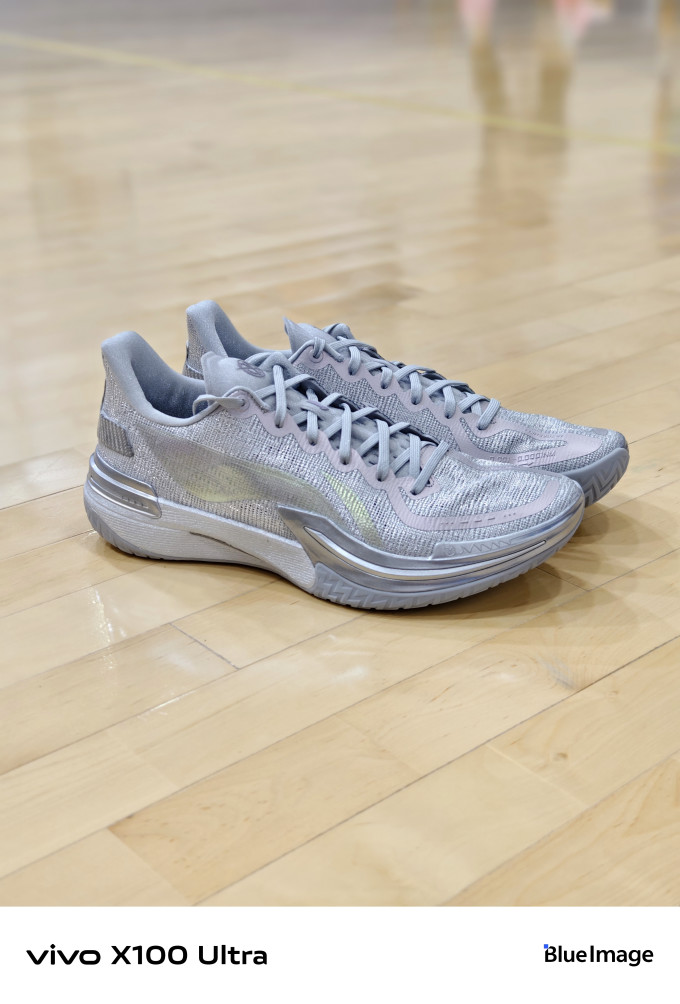 现在李宁篮球鞋的最强战靴!