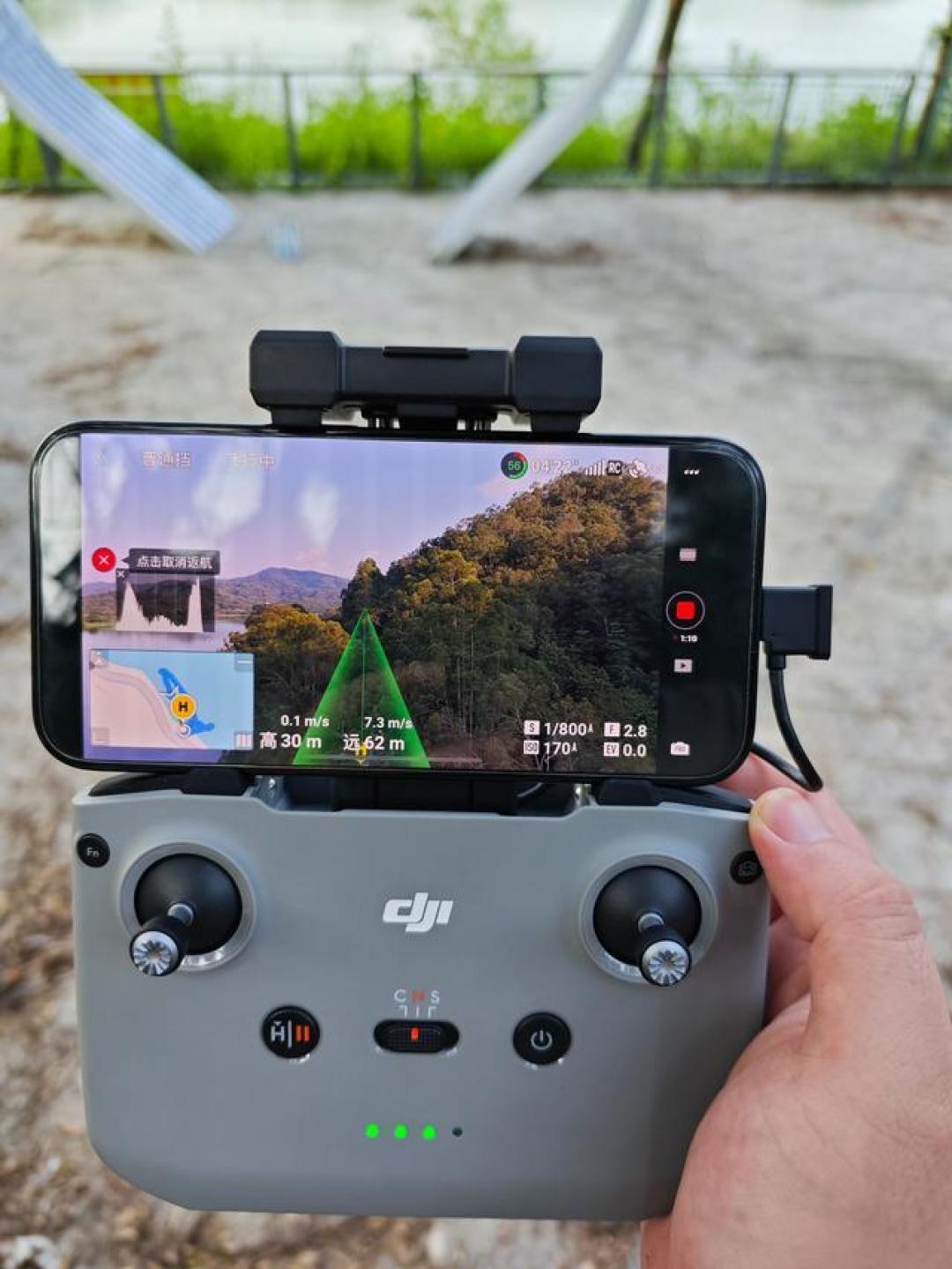 DJI Neo发布:便携性革新与智能功能提升用户航拍体验