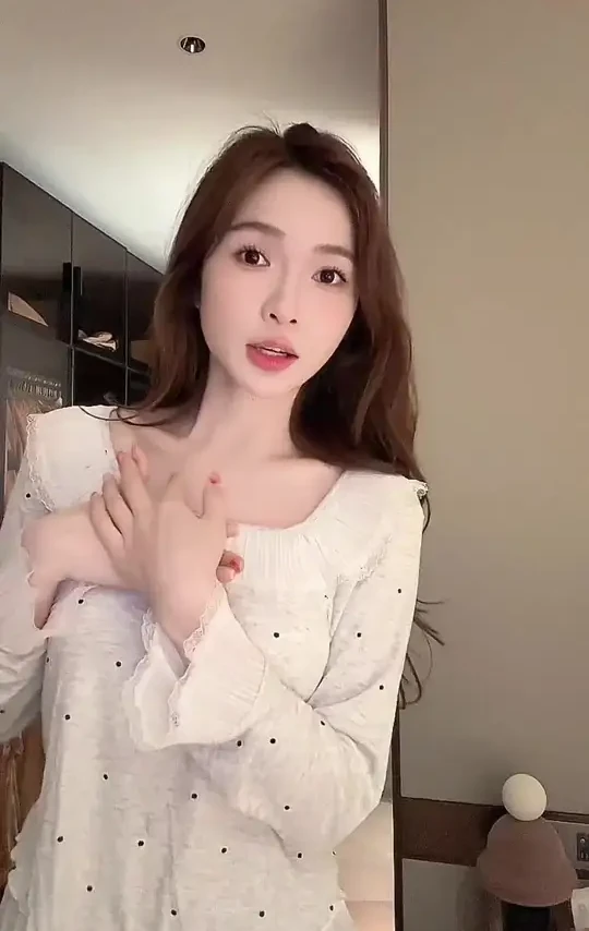 仲夏夜重工少女感纯欲风波点代尔棉睡衣蕾丝甜美休闲长袖家居套装#舒适度高的睡衣推荐 #面料柔软舒适 #睡衣家居服 #在家也要美美哒 #睡衣套装