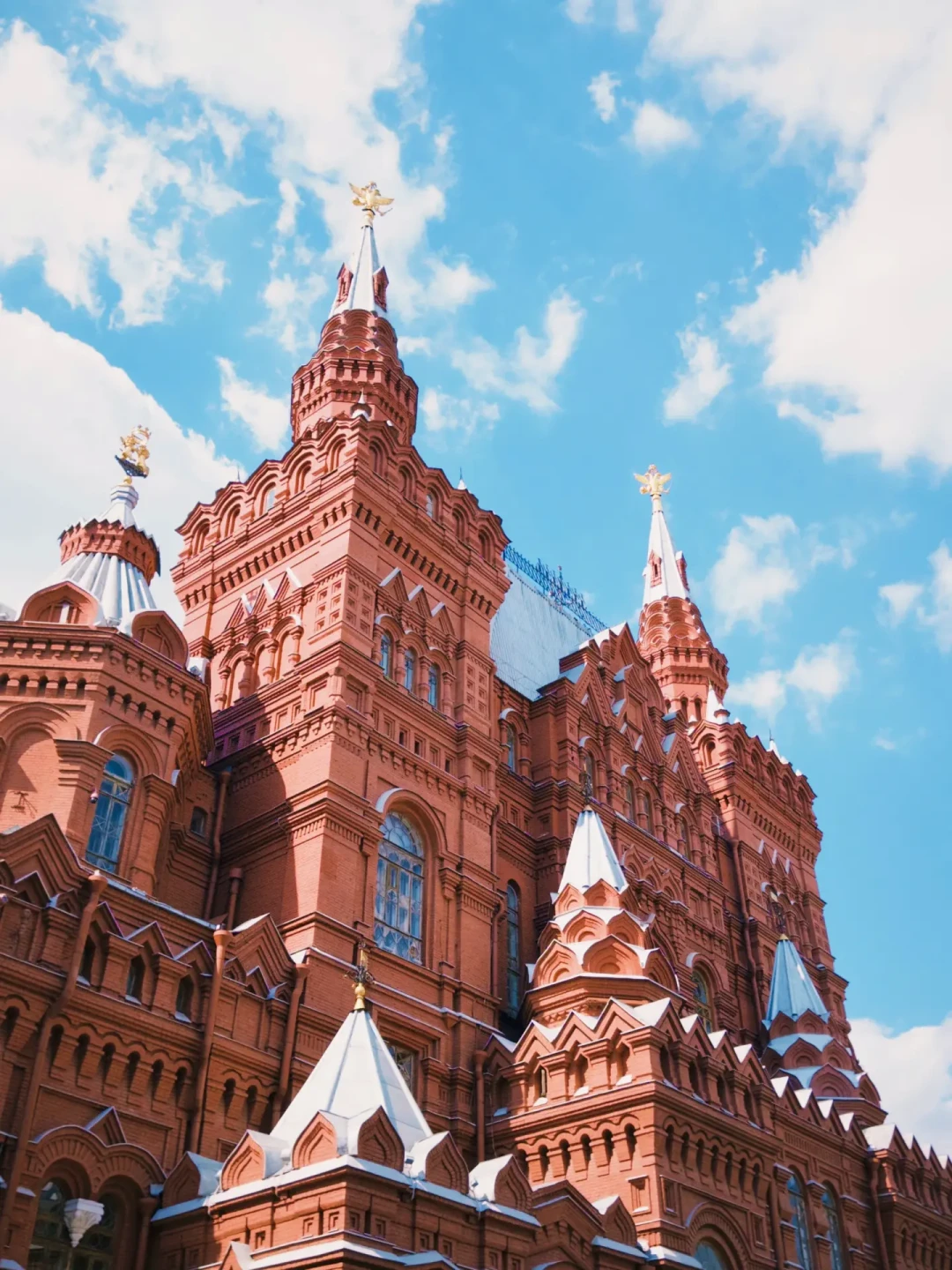 全面俄罗斯旅游攻略:签证、景点、美食与注意事项解析