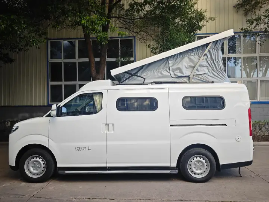 新能源小房车:现代都市人上班旅行两不误的新选择