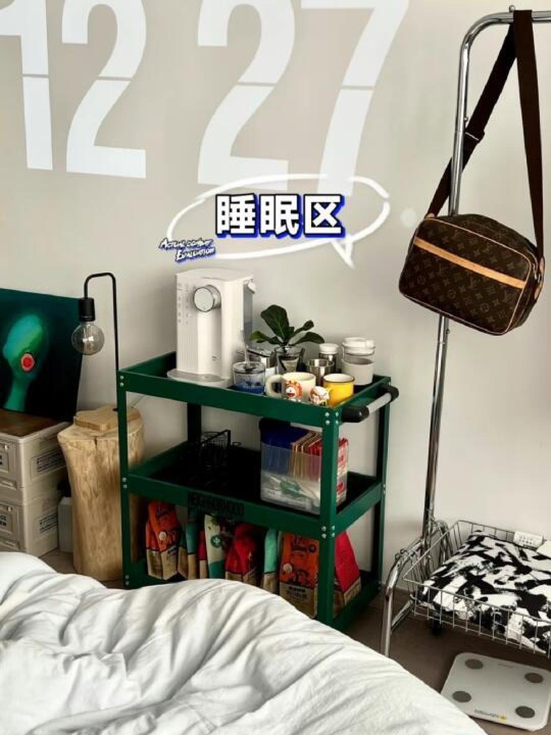 简约实用出租屋収納技巧:从空间规划到灯光布局