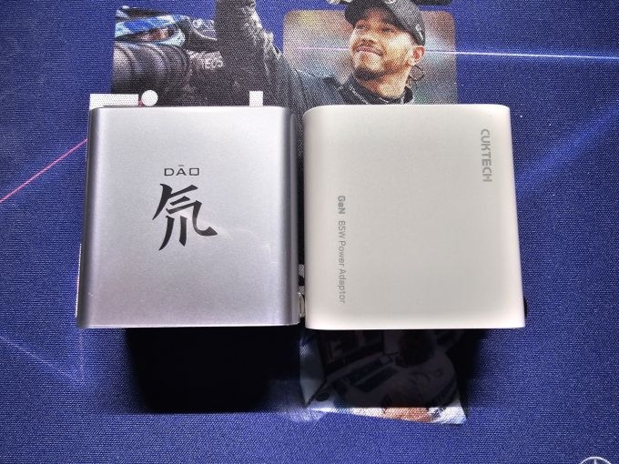 充电器