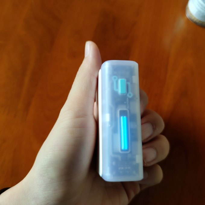 酷态科移动电源