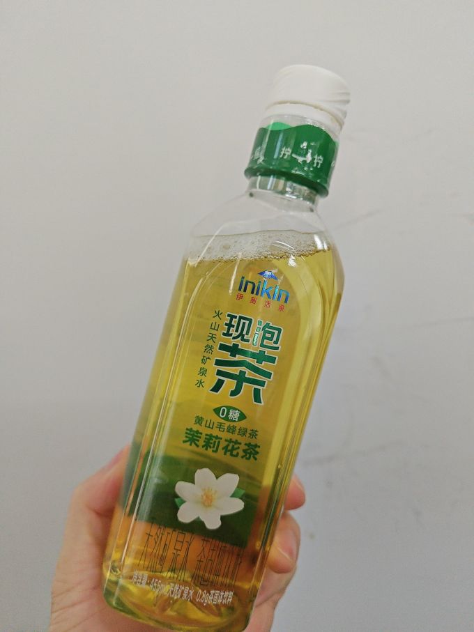 伊利茶类饮料