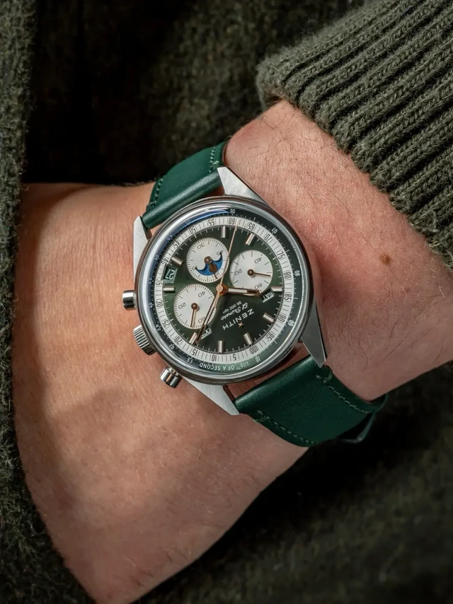 在38毫米表径里，真力时Zenith三重日历根本没有对手！[哇R][哇R][哇R]
真力时旗舰系列03.3400.3610/40.C912
系列：旗舰
型号：03.3400.3610/40.C912
