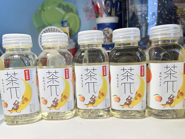 健康之选，茶π蜜桃乌龙茶，给你的生活加点甜