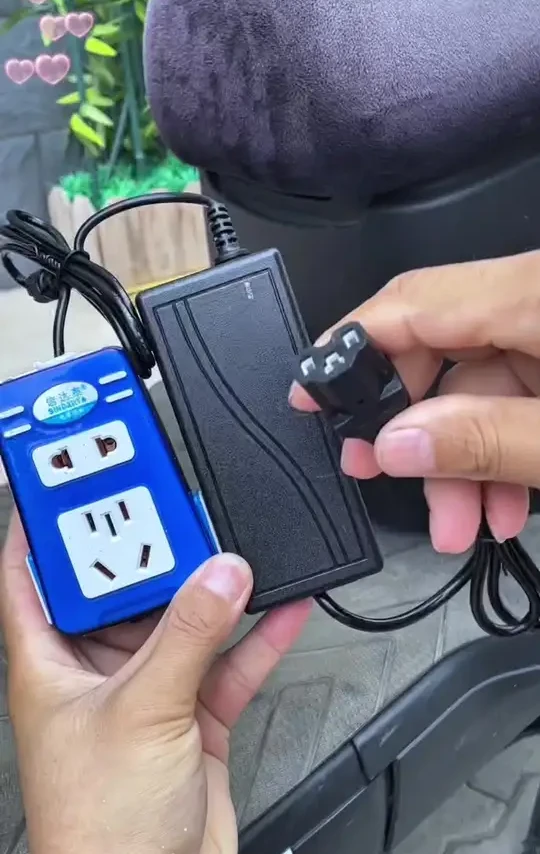 #电动车逆变器 #逆变器12v转220v #逆变器 #车载逆变转换器220v