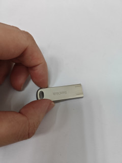 这款闪迪的U盘，非常好用！
