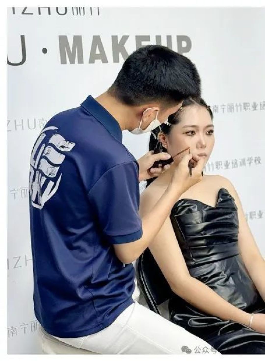日常到派对:轻松打造百变魅力小猫妆容的全攻略