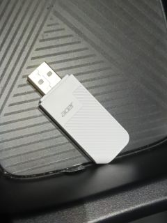 反正不要钱，顺手买个U盘在车上听歌