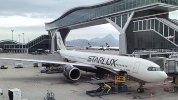 星宇航空，史努比主题航班：香港至台北桃园飞行体验 