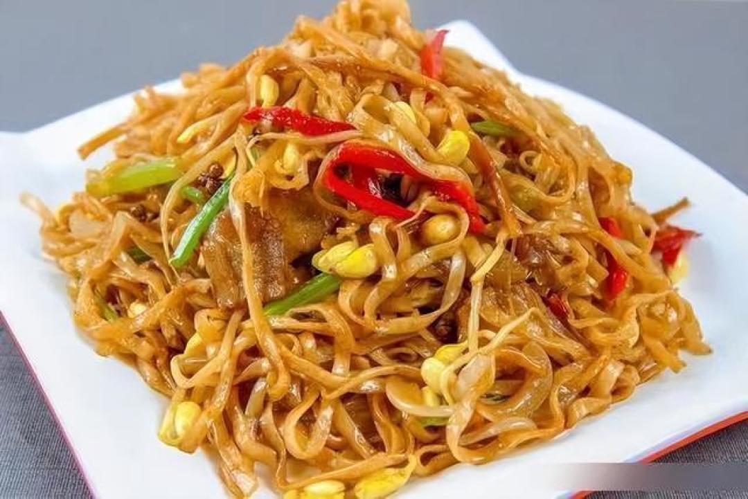 郑州地道美食大搜罗:从老式炒面到独特小吃的美味之旅