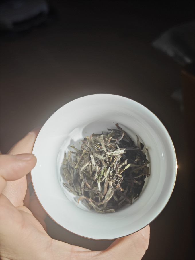政名白茶