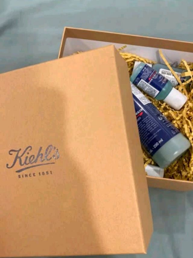 科颜氏（Kiehl's）男士焕活净爽洁面啫喱250ml 洗面奶男清洁护肤礼盒圣诞礼物