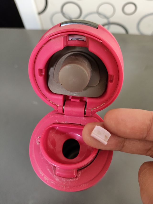 保温杯卡扣摔断了，换一个盖子要75，怎么破？