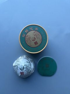 5块钱一坨的下关松鹤沱茶，你值得拥有！