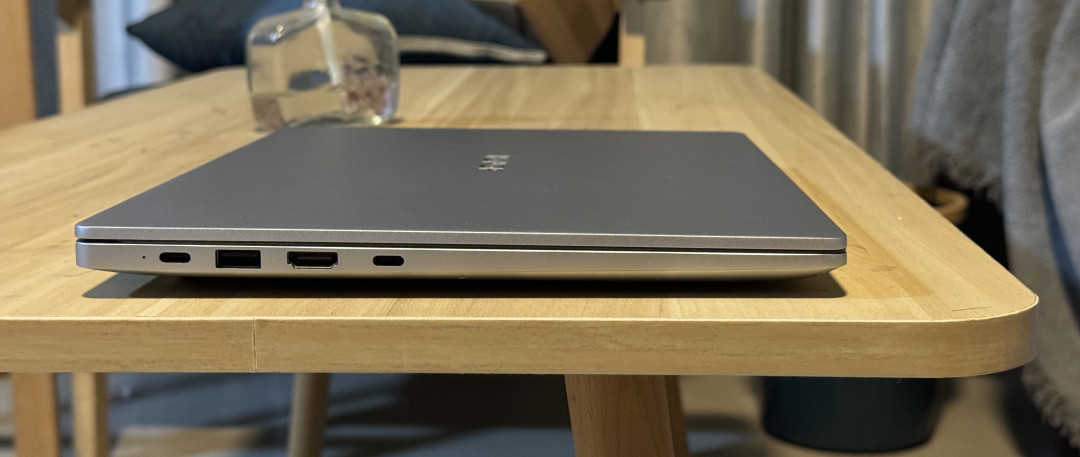 出色的性能与智能体验：2025年荣耀笔记本X14 Plus全面评测