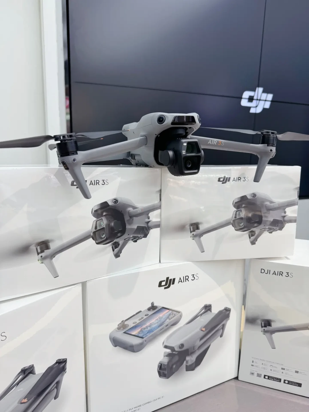 大疆Air3S无人机性价比详解及其在拍摄大片中的潜力分析