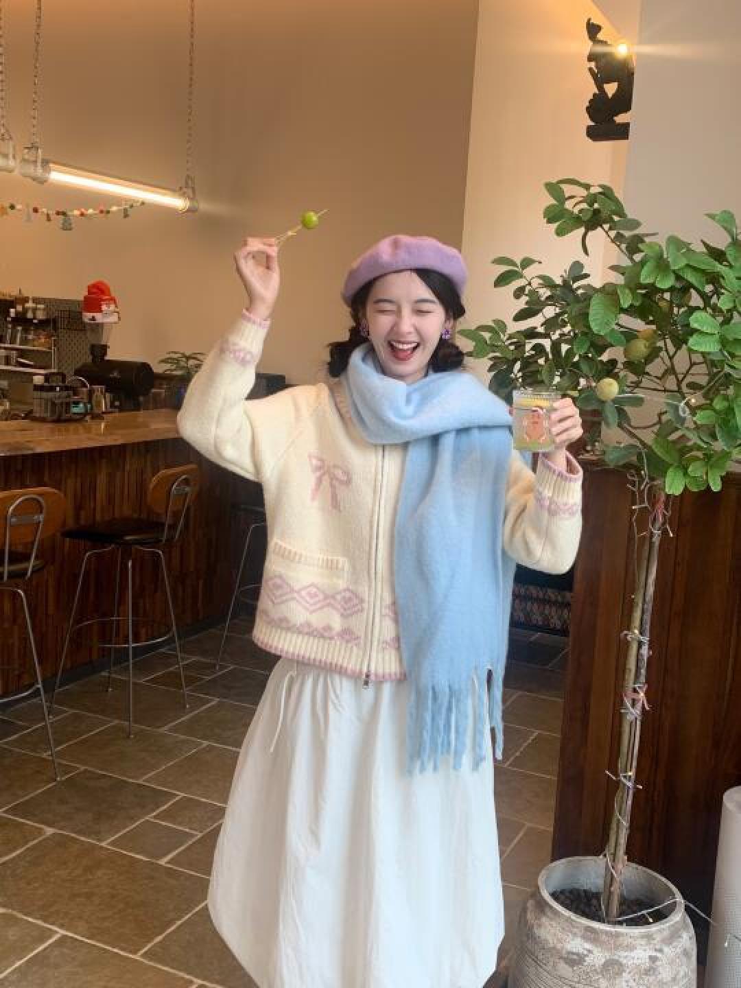 重温经典韩剧女主秋冬氛围感穿搭技巧,打造自然美丽风格