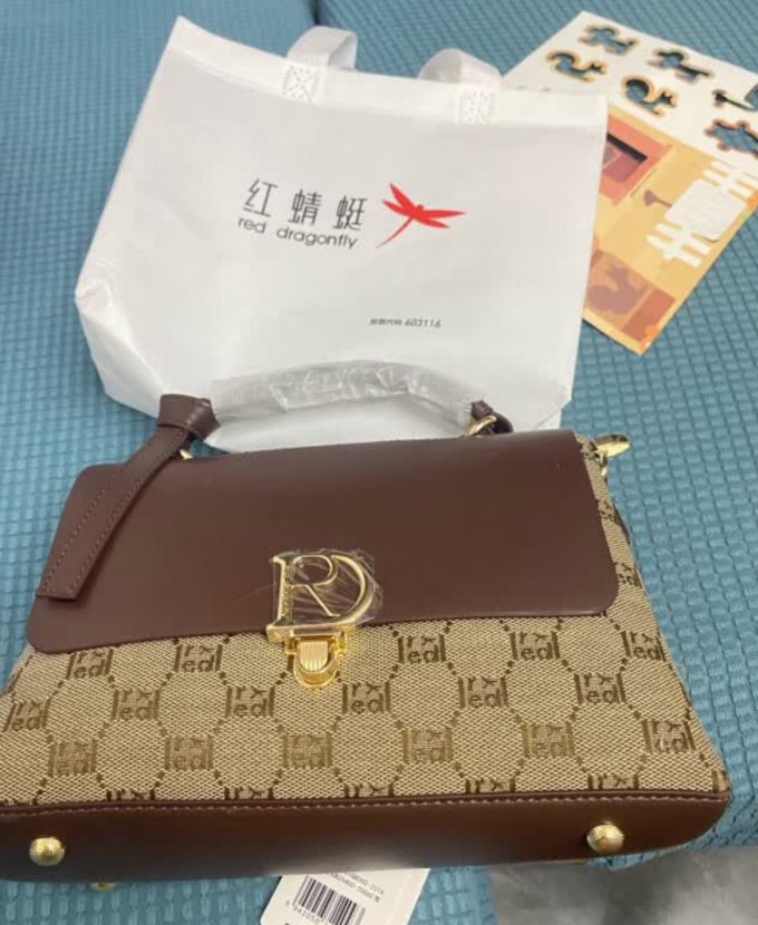 红蜻蜓女士单肩包