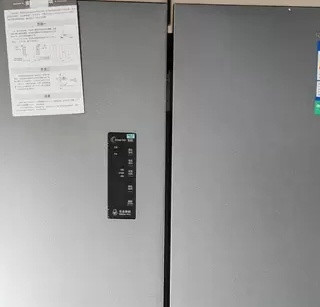 容声嵌入式电冰箱，家居生活的智慧之选！