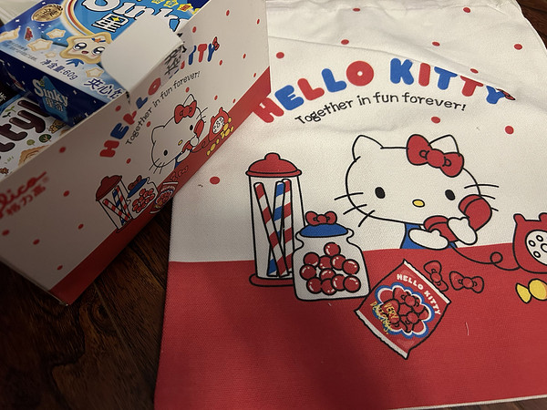 格力高遇上Hello Kitty，萌趣无限！