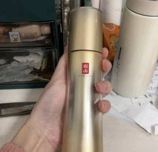 紧致肌肤，淡化纹路，首选羽西！