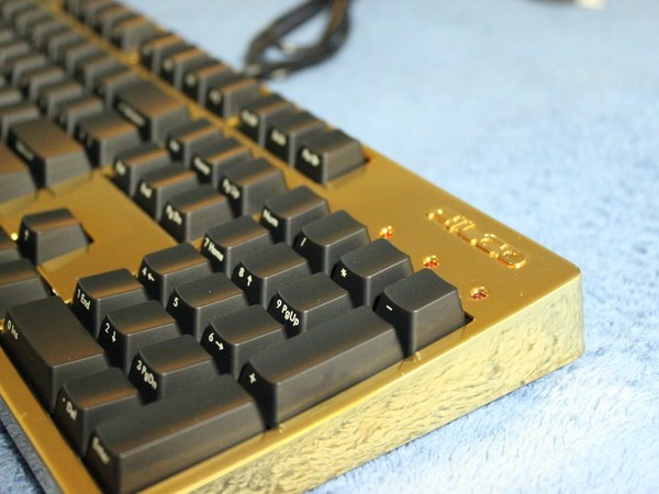 问题解决了，由衷的感谢！我是18年还是19年买的你们家圣手二代，当时不知道因为什么原因有一次返修，当时就直接给我发了一把新的，颇感意外，这次出了问题我也是报着试试看的心态，想着不行就换一个新的，客服电