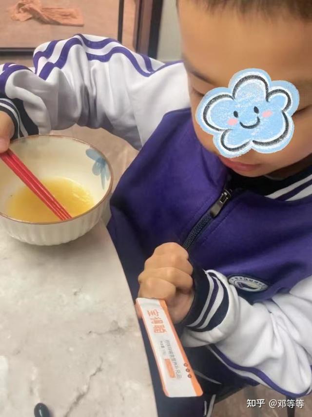 婴幼儿补钙全攻略！一岁内宝宝到底要不要补？怎么补更有效？有什么安全又有效的婴幼儿产品推荐吗？
