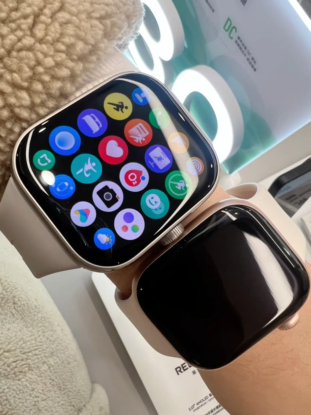 智能手表对比评测:红米Watch 5与小米手环9 Pro,哪款更适合你?