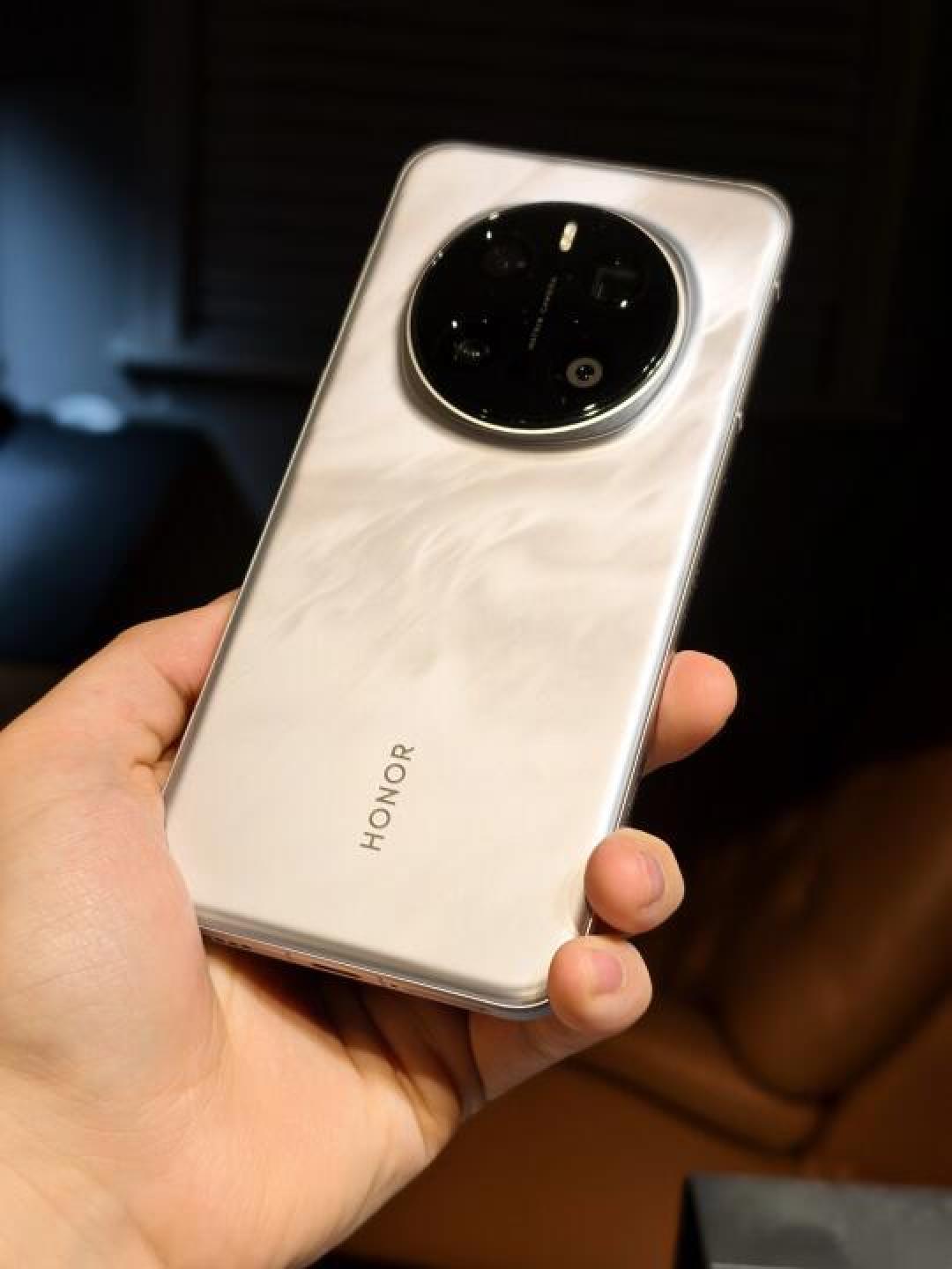 荣耀Magic7详细测评：旗舰性能与拍摄体验全面解析